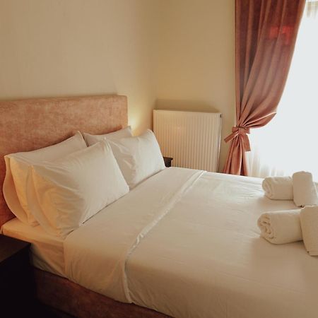 Aurora-Inn Makriníca Kültér fotó
