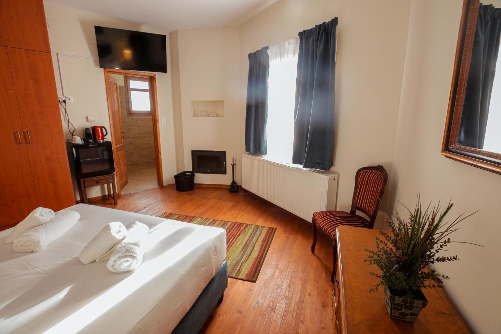 Aurora-Inn Makriníca Kültér fotó